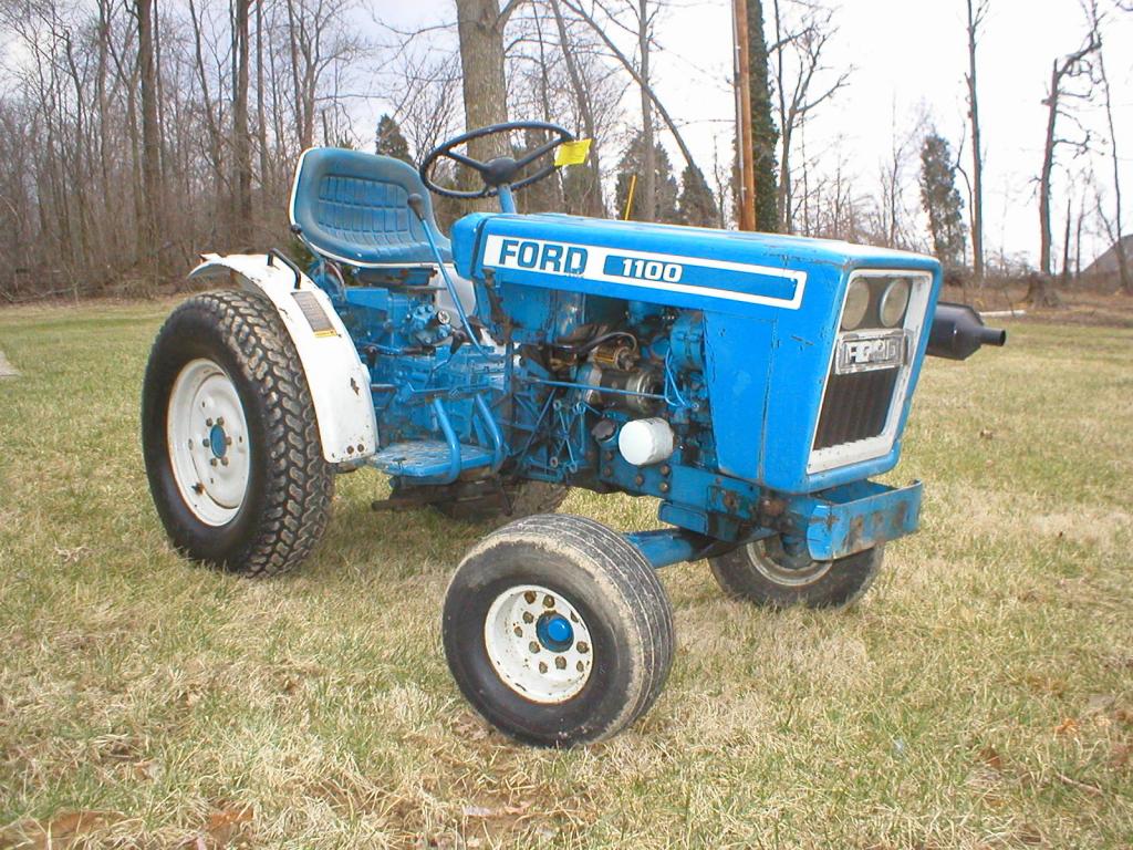 Used ford 1100 tractor #1
